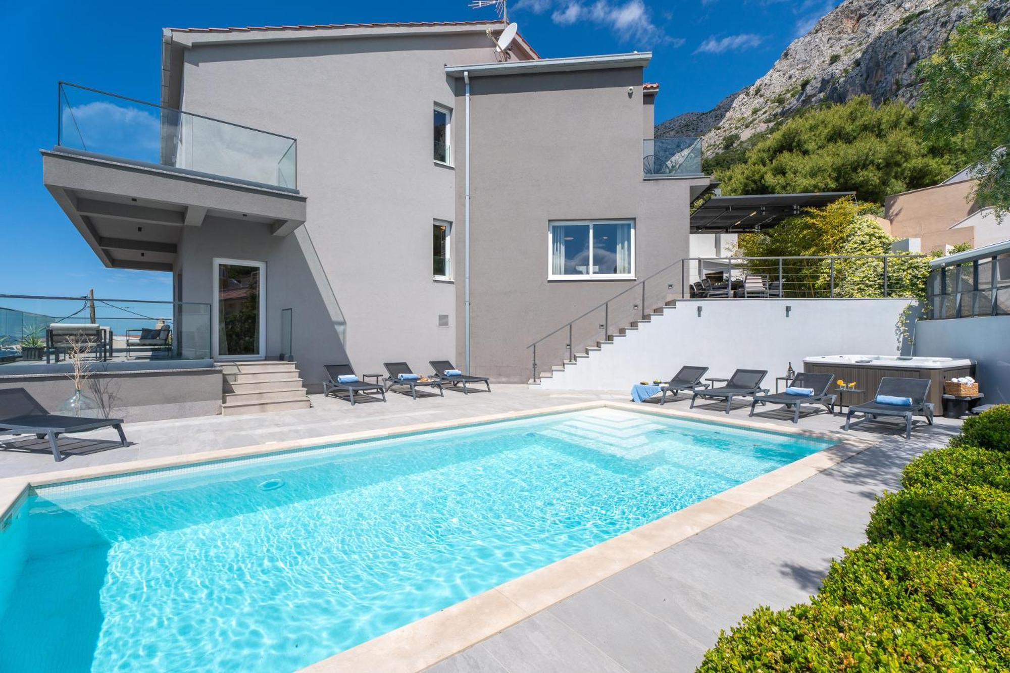 Villa Iponi Mimice Exterior photo